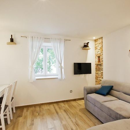 Paradise Stone Apartments Bol Dış mekan fotoğraf