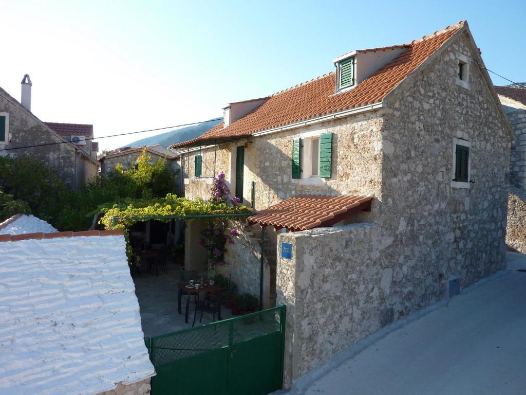 Paradise Stone Apartments Bol Dış mekan fotoğraf