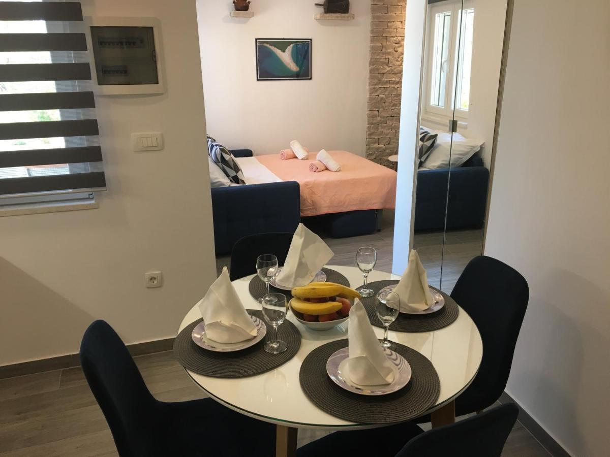 Paradise Stone Apartments Bol Dış mekan fotoğraf